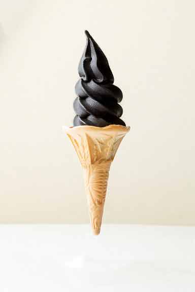 石炭ソフトクリーム