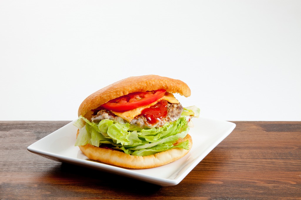あか牛AKVバーガー