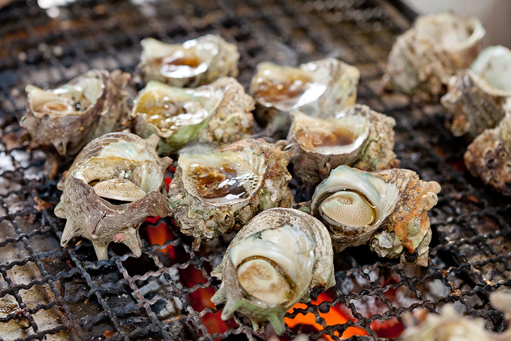 波戸岬 サザエのつぼ焼き