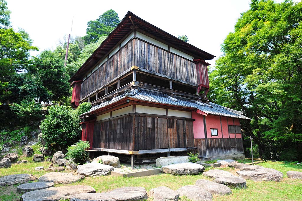 末廣神社・栖鳳楼（せいほうろう）