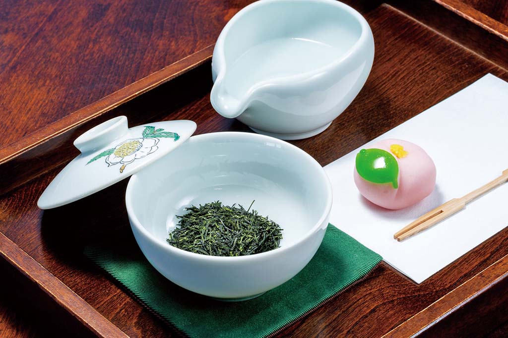 八女茶席のしずく茶（和菓子付き）600円（税込）