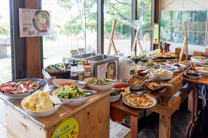 全て手づくりのバイキング料理