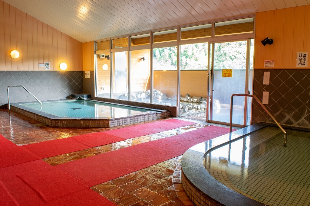 温泉入浴料は大人520円、4歳以上小学生以下250円、70歳以上310円