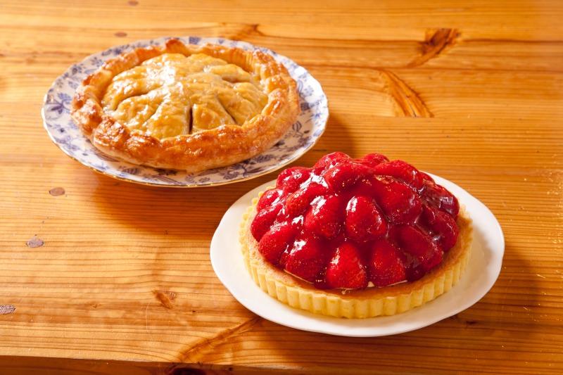 大又農園　アップルパイとイチゴタルト