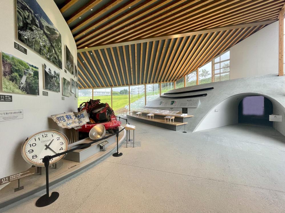 熊本地震震災ミュージアム内観